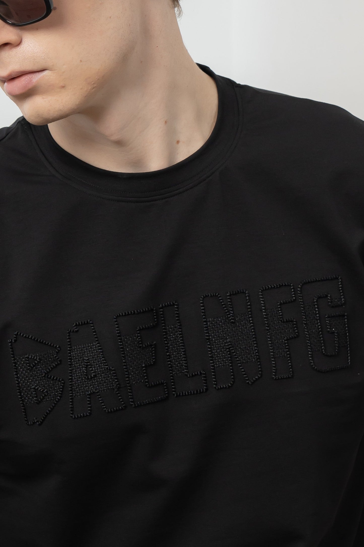 Men’s Blackstone Crest T-Shirt - Rig Anthony