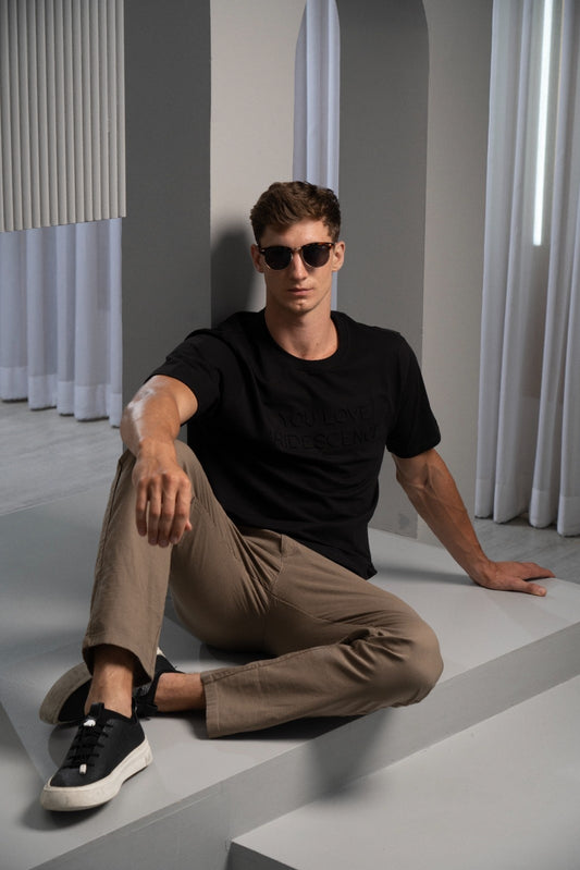 Men’s Carbon Thread T-Shirt - Rig Anthony