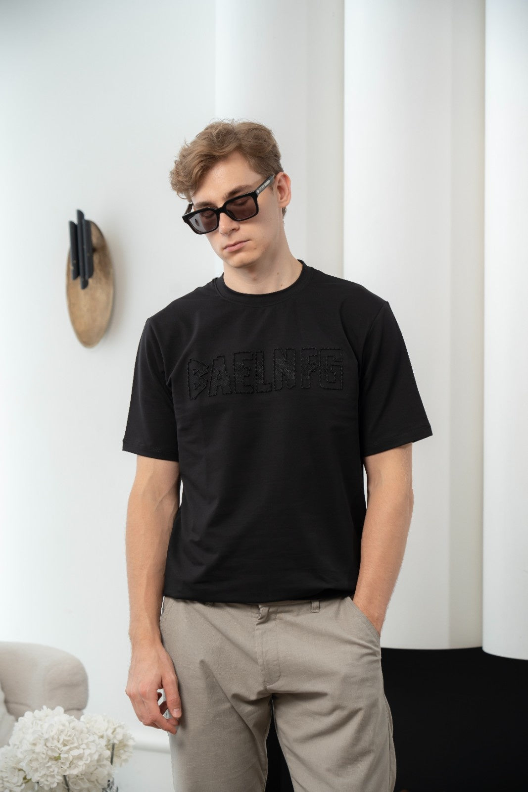 Men’s Blackstone Crest T-Shirt - Rig Anthony